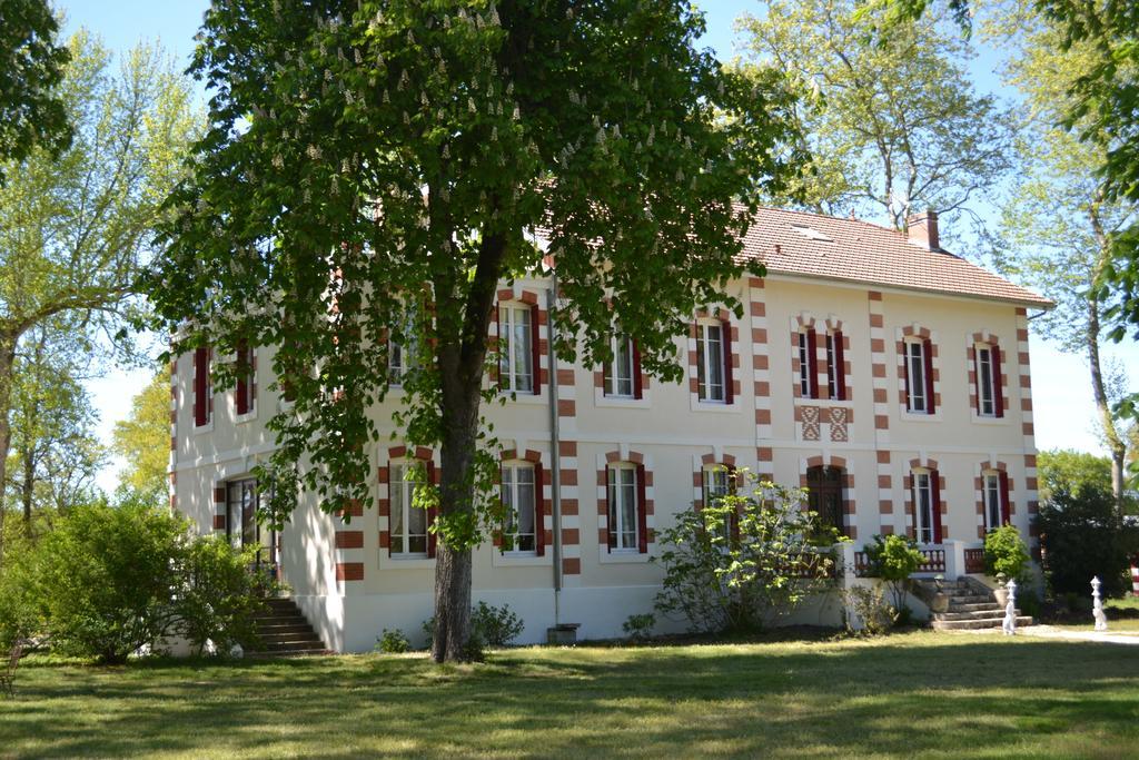 Les Chambres D'Hotes Du Domaine De Lugazaut Vielle-Soubiran Екстериор снимка
